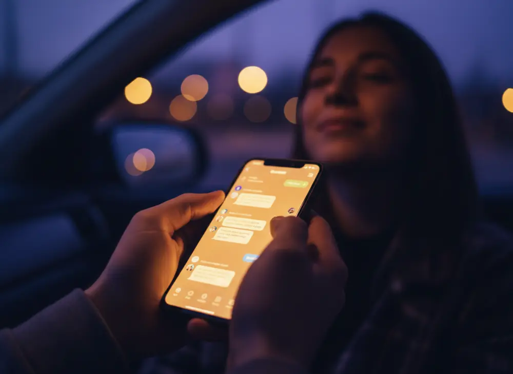 Kostenloses Angebot von PKW Ankauf 24h auf dem Smartphone